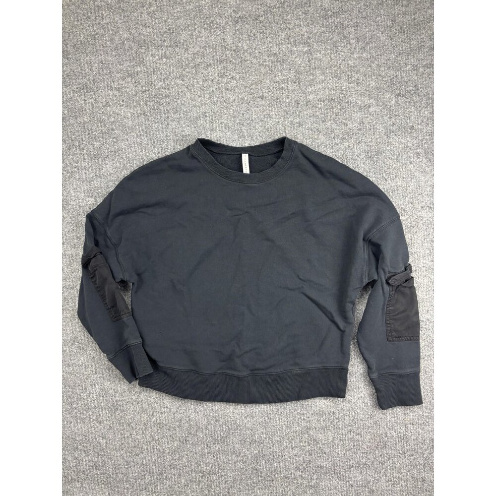 Fabletics Sweatshirt Womens Medium Black Crewneck Cropped Utility Pocket Boxy